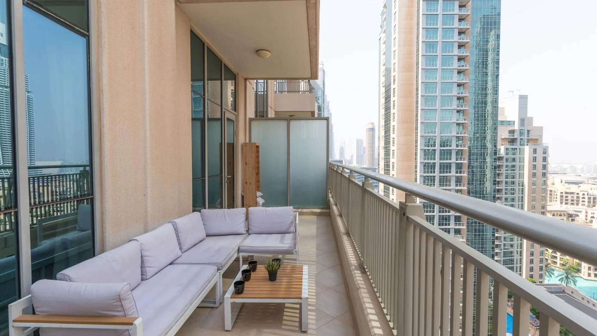Apartment White Sage - Fountain View Stylish Apt With Spacious Terrace Dubai