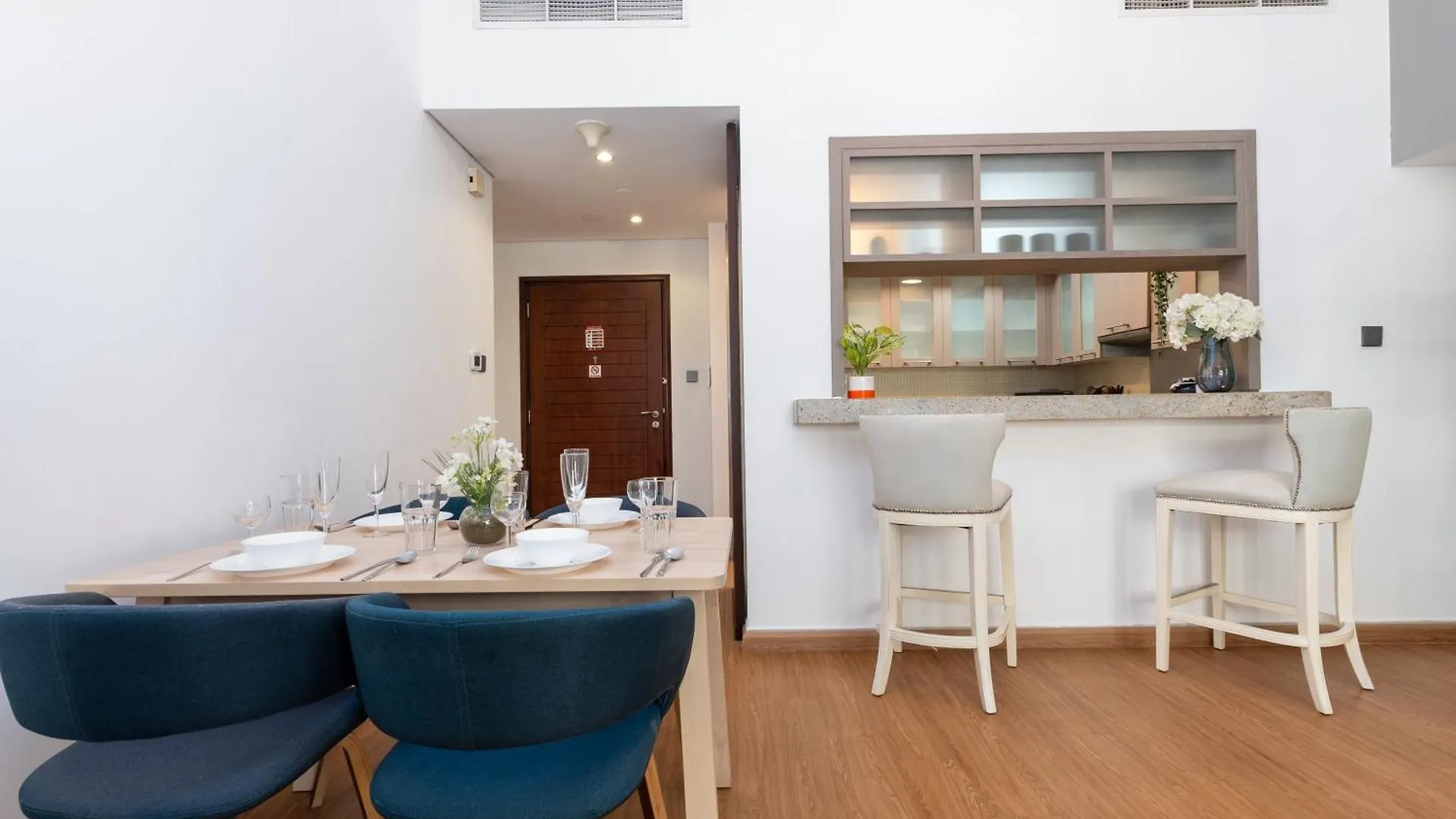White Sage - Fountain View Stylish Apt With Spacious Terrace Dubai 0*,  United Arab Emirates